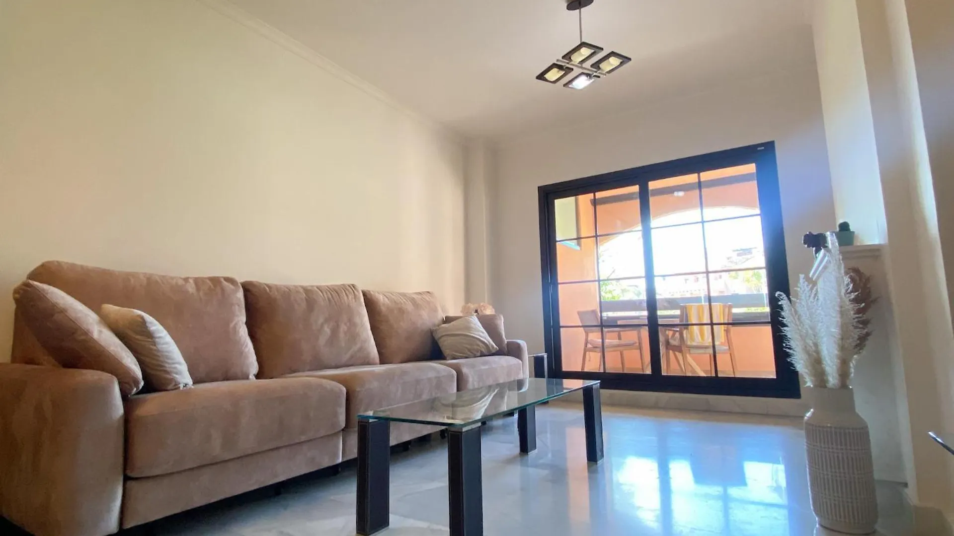 Costal Bliss Lejlighed Estepona